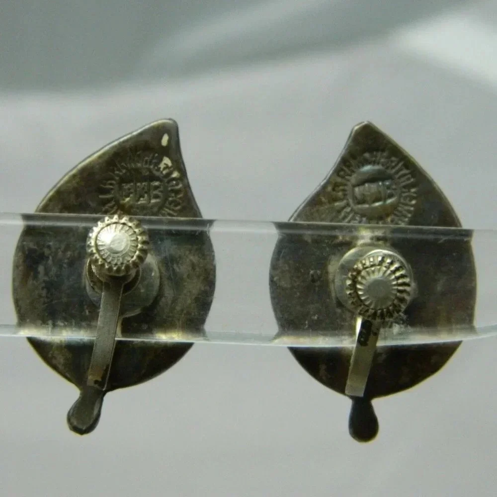 Alpaca Mark .925 Sterling Silver Abalone Leaf